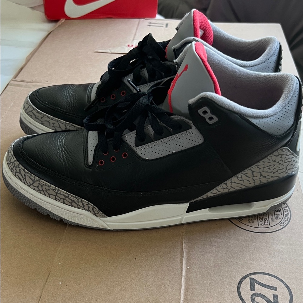 Air Jordan 3 Retro Sneakers